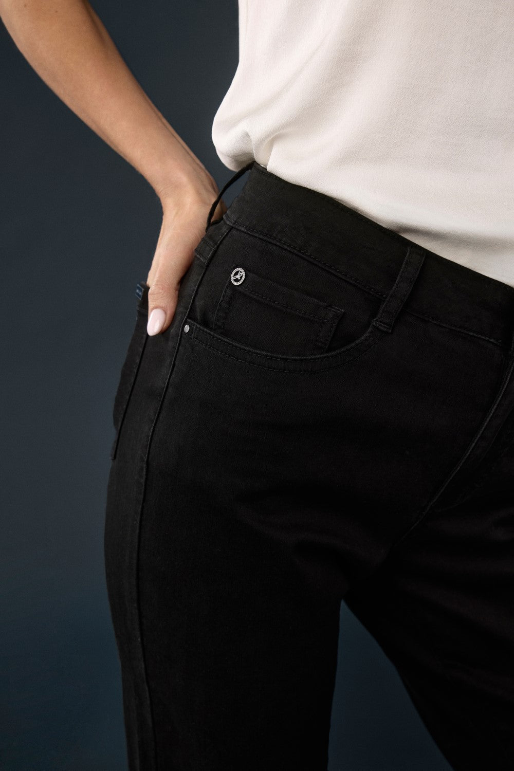 Joseph Ribkoff Jeans 251966B25-BLK Black