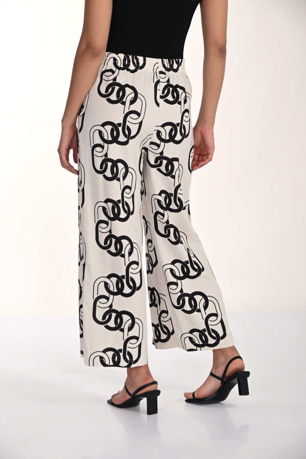 Frank Lyman Hose 266212 Off-White/Schwarz