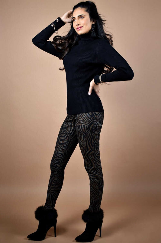 Frank Lyman Sweater 213110U Black/Gold bmboutique1.myshopify.com