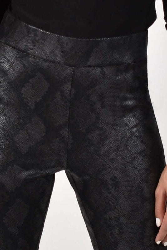Frank Lyman Pant 214628 Black from BelleMiaBoutique.com