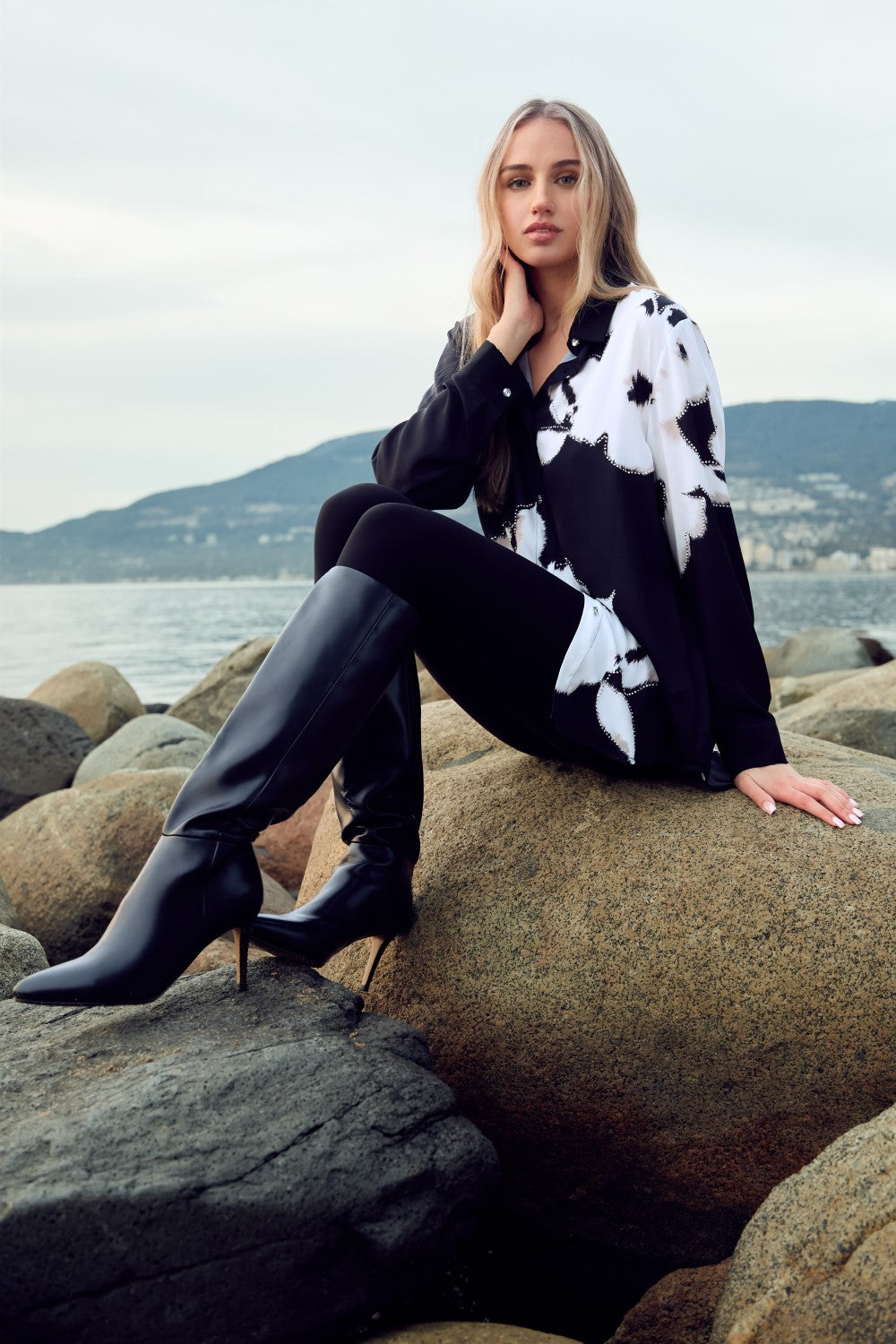 Frank Lyman Blouse 253814 Black/Off White