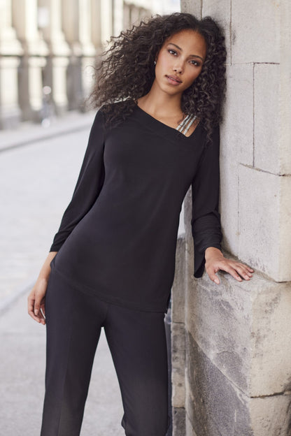 Frank Lyman Top 254026-BLK Black