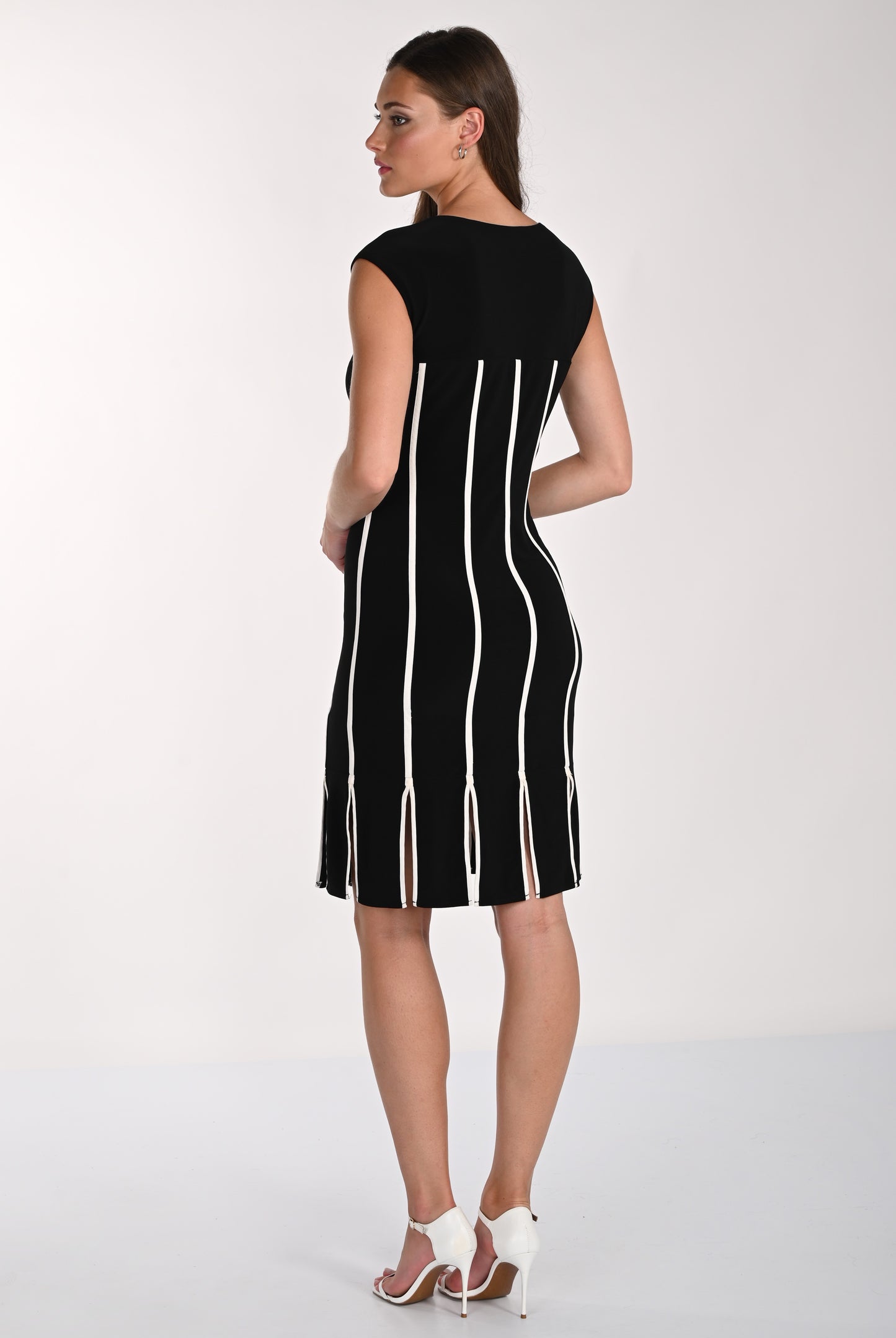 Frank Lyman Dress 261009