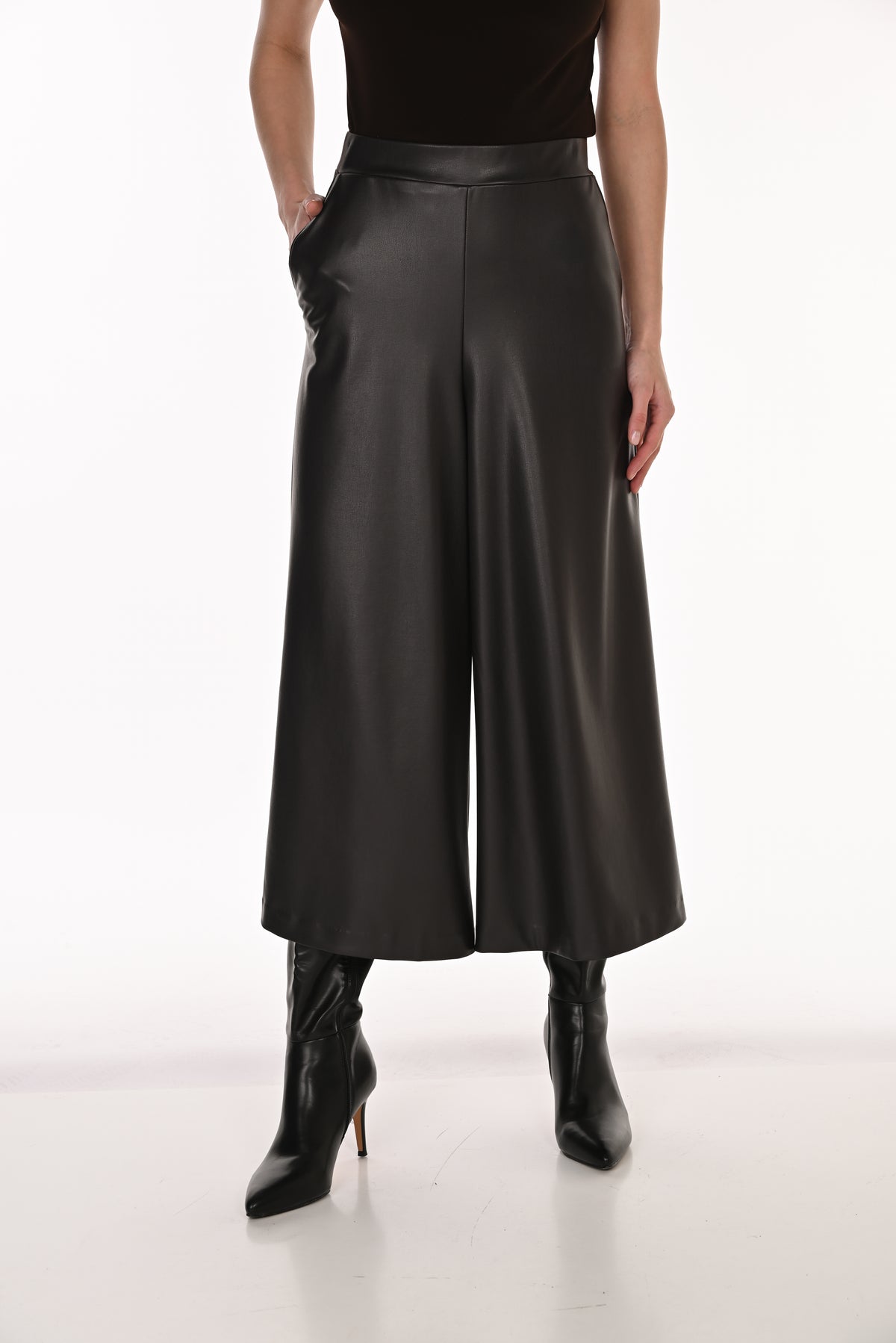 Frank Lyman Pant 263269