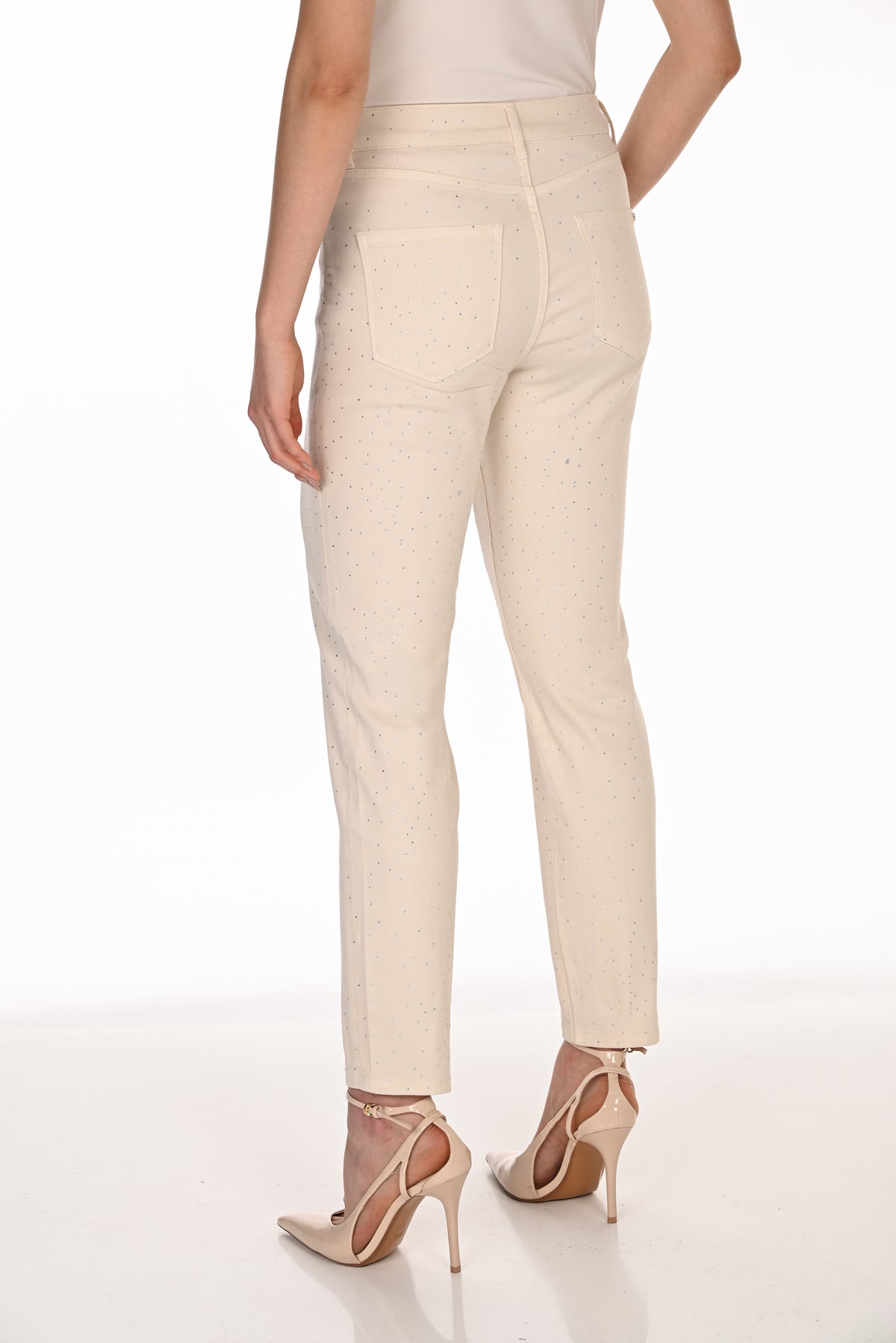 Frank Lyman Women’s High-Rise Slim Ankle Jeans 263757 – Beige