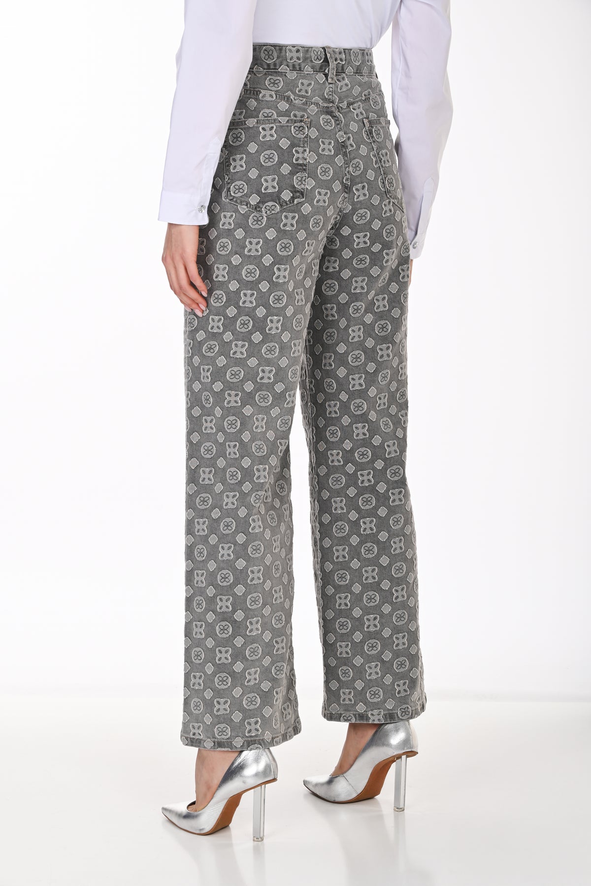 Frank Lyman Women’s Printed Wide-Leg Jeans 264808 – Grey