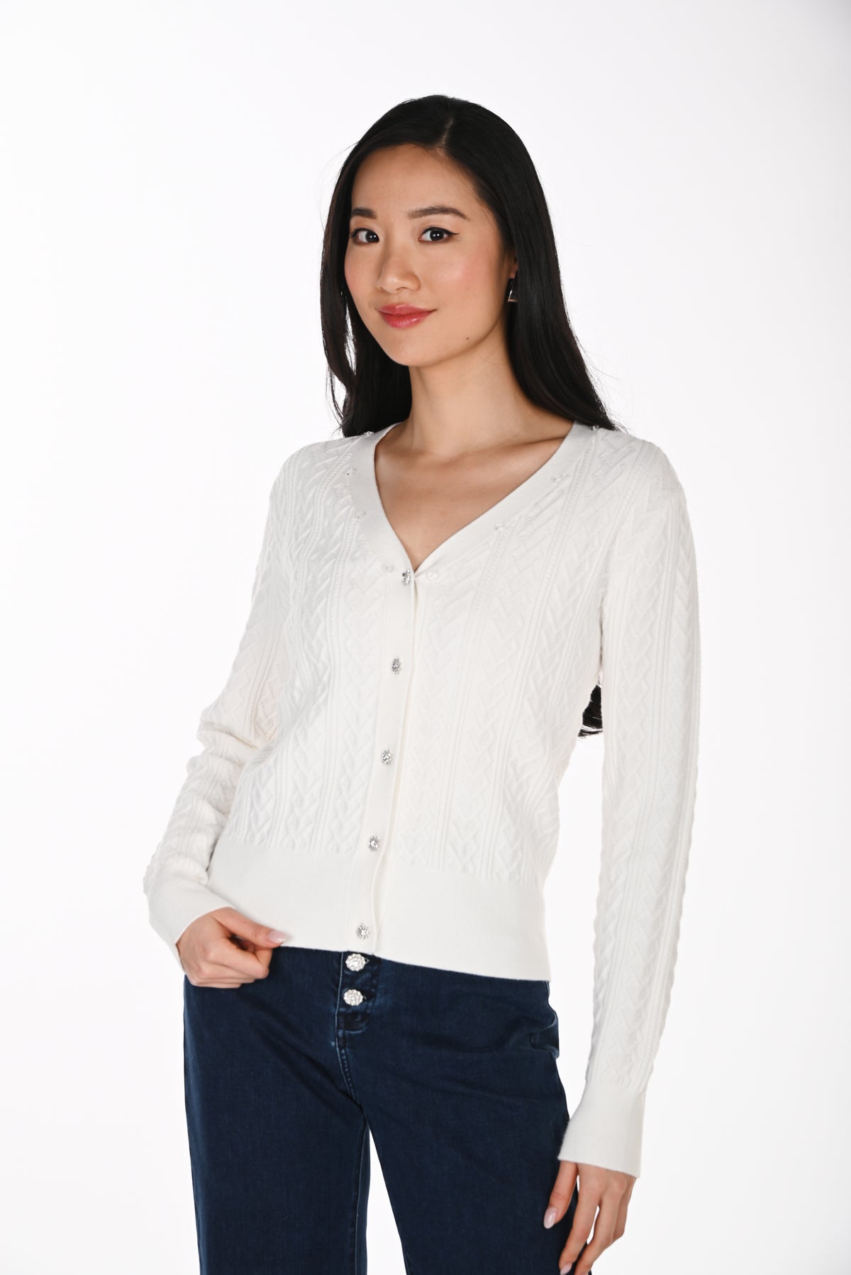 Frank Lyman Women's Cable Knit Cardigan with Faux Fur Collar 264842 – Off-White