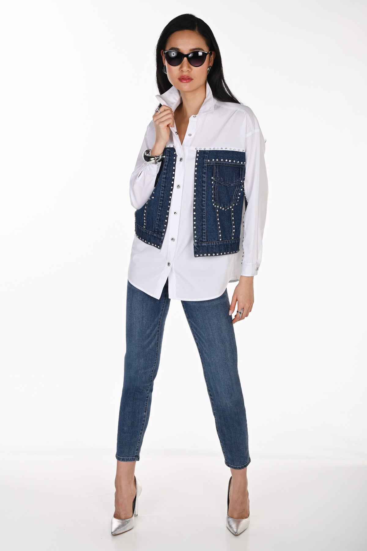 Frank Lyman Women's Denim Panel Button-Down Blouse 264850 – Off-White/Blue