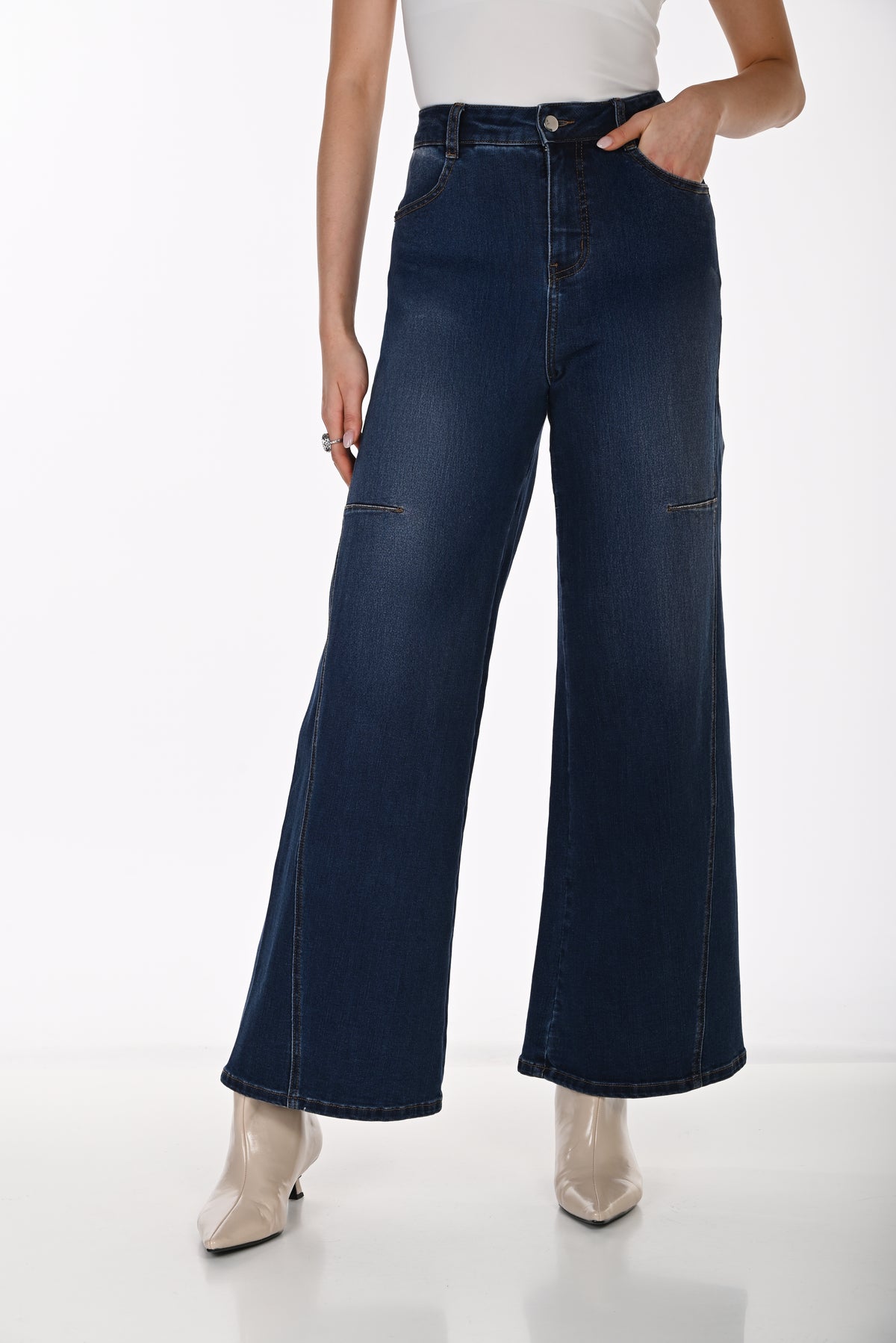 Frank Lyman Women's High-Waist Wide-Leg Jeans 264856 – Blue