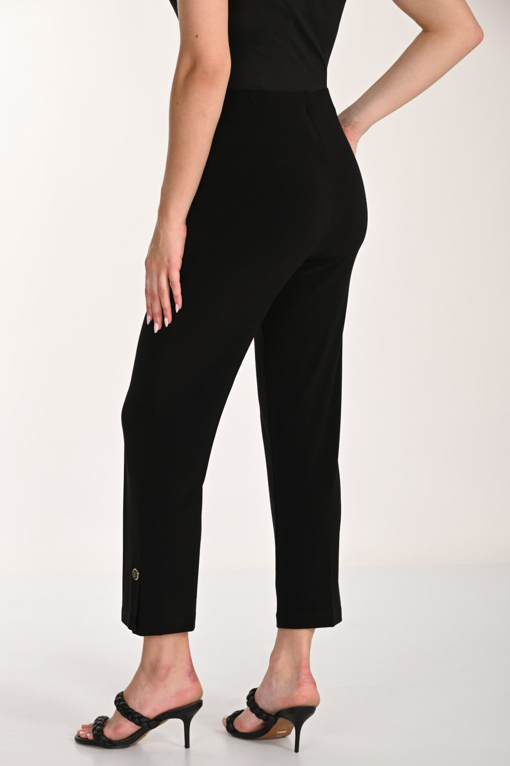 Frank Lyman Pant 266049