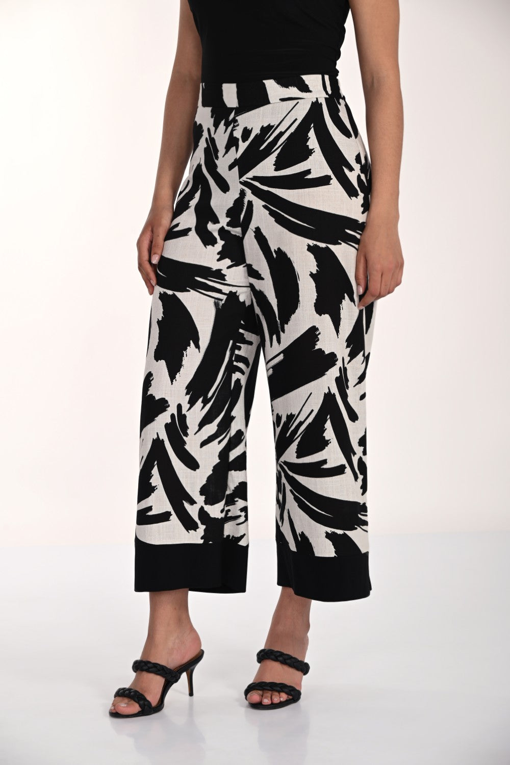 Frank Lyman Pant 266310 Black/Natural