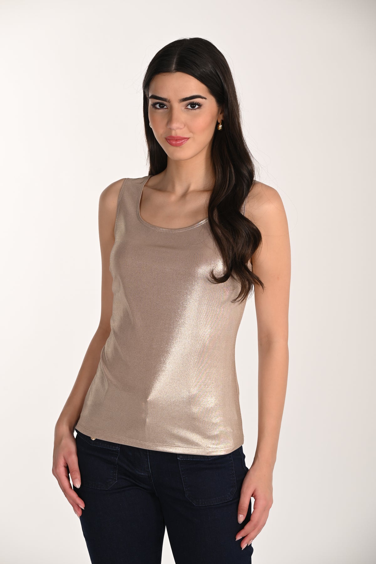 Frank Lyman Women’s Metallic Sleeveless Scoop Neck Top 266337