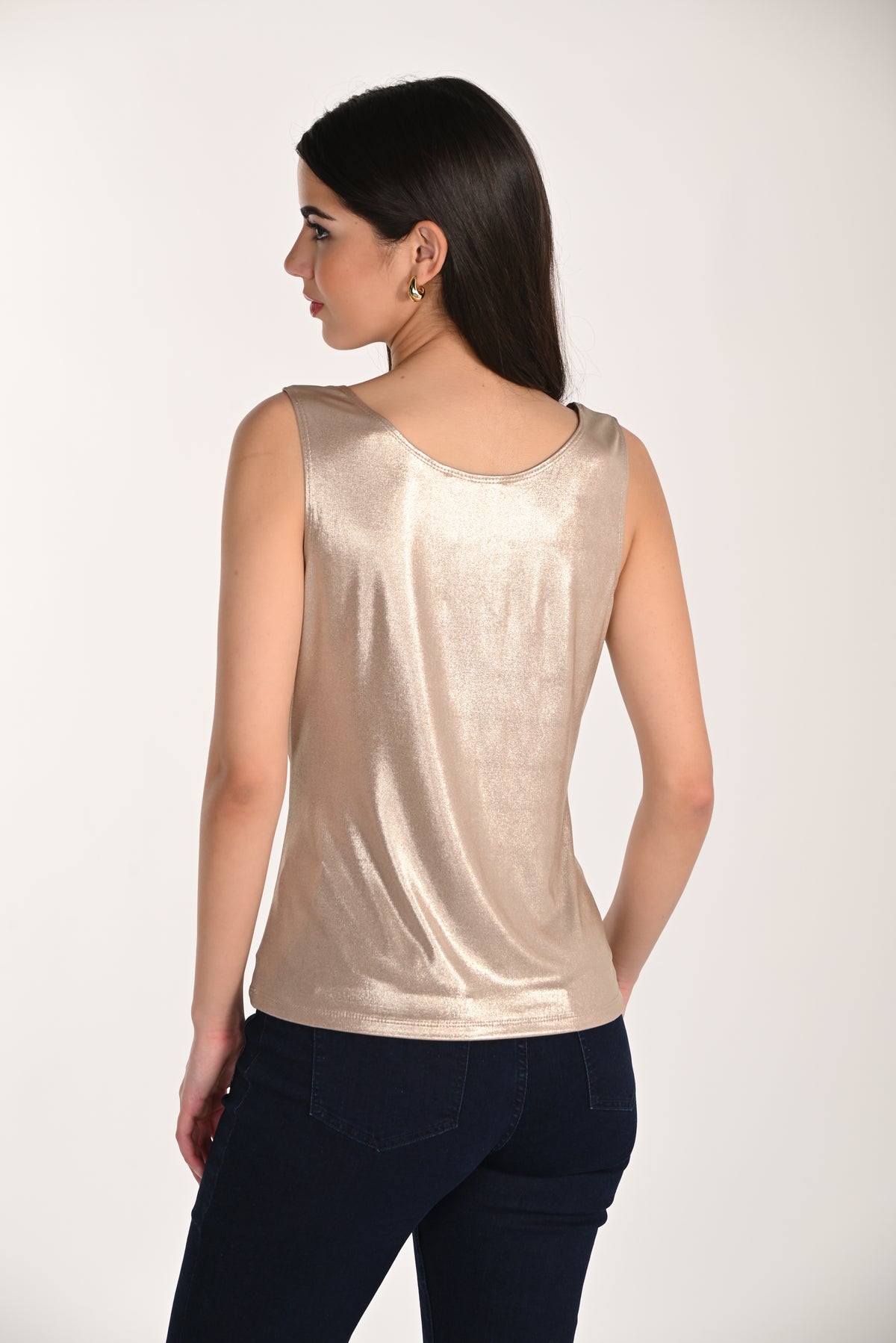 Frank Lyman Women’s Metallic Sleeveless Scoop Neck Top 266337