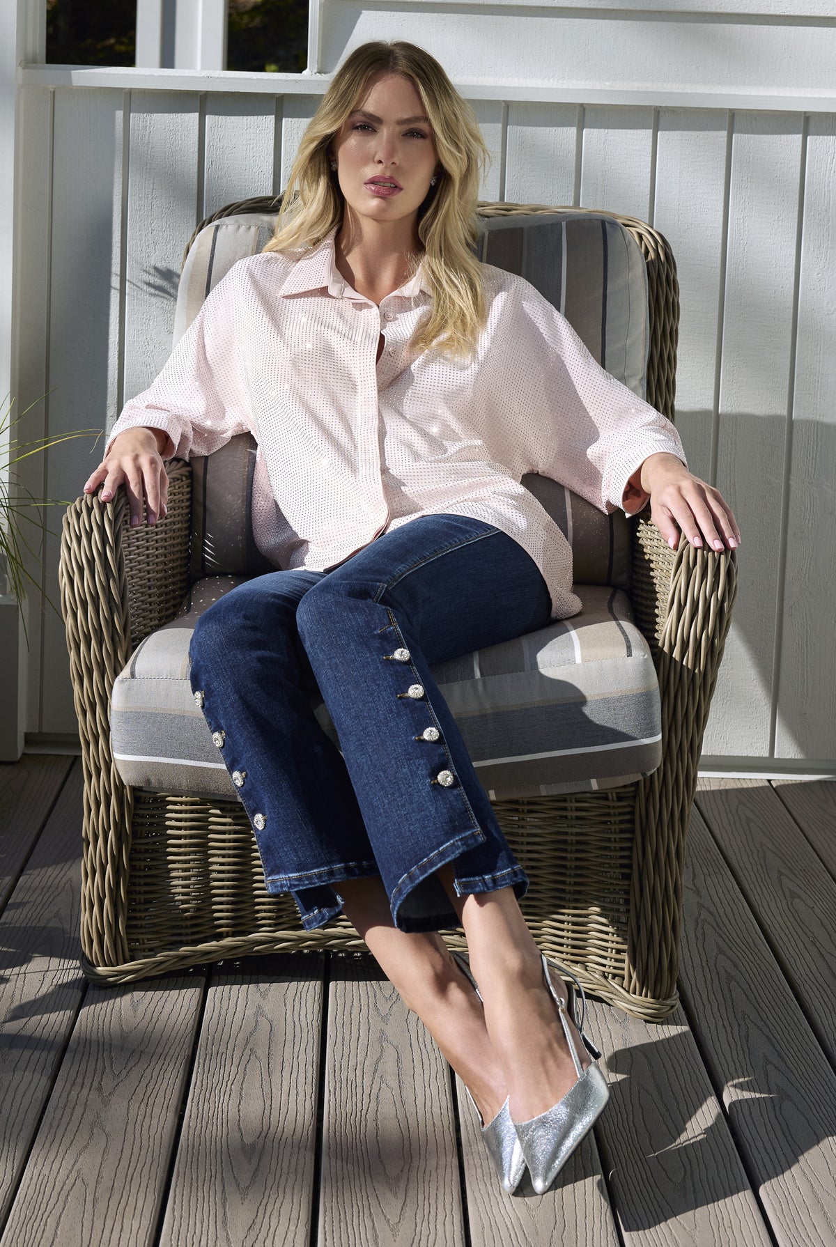 Frank Lyman Women’s Relaxed Woven Blouse 266514